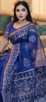 Women's Saree — photo 3
