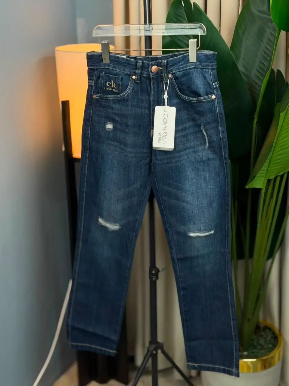 Distressed Indigo Jeans Baggy